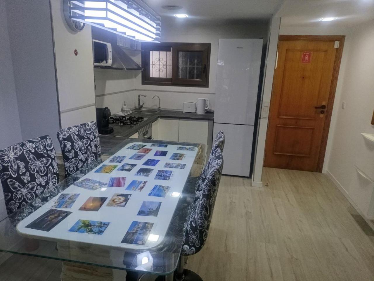 Apartment To Rent In Costa Blanca 托雷维耶哈 外观 照片