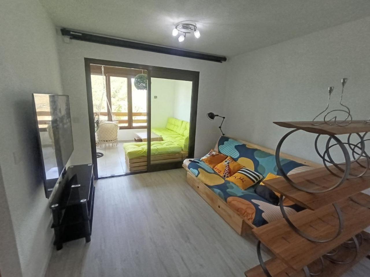 Apartment To Rent In Costa Blanca 托雷维耶哈 外观 照片